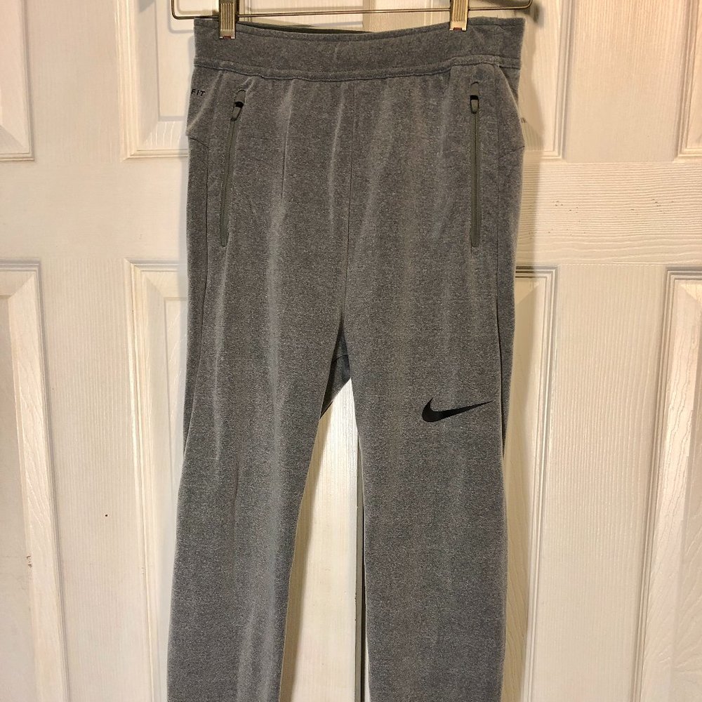 Nike Large Women's Full Length Pockets Leggings